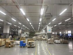 Bth Centre (D19), Warehouse #458206301
